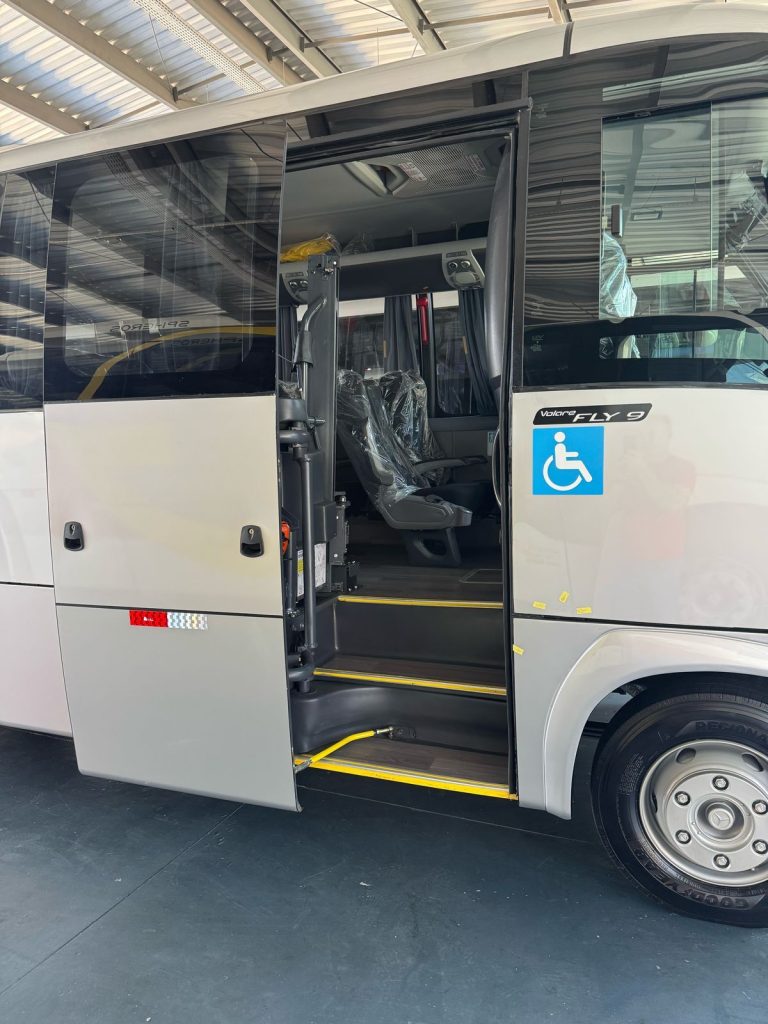 Micro-onibus Galoni