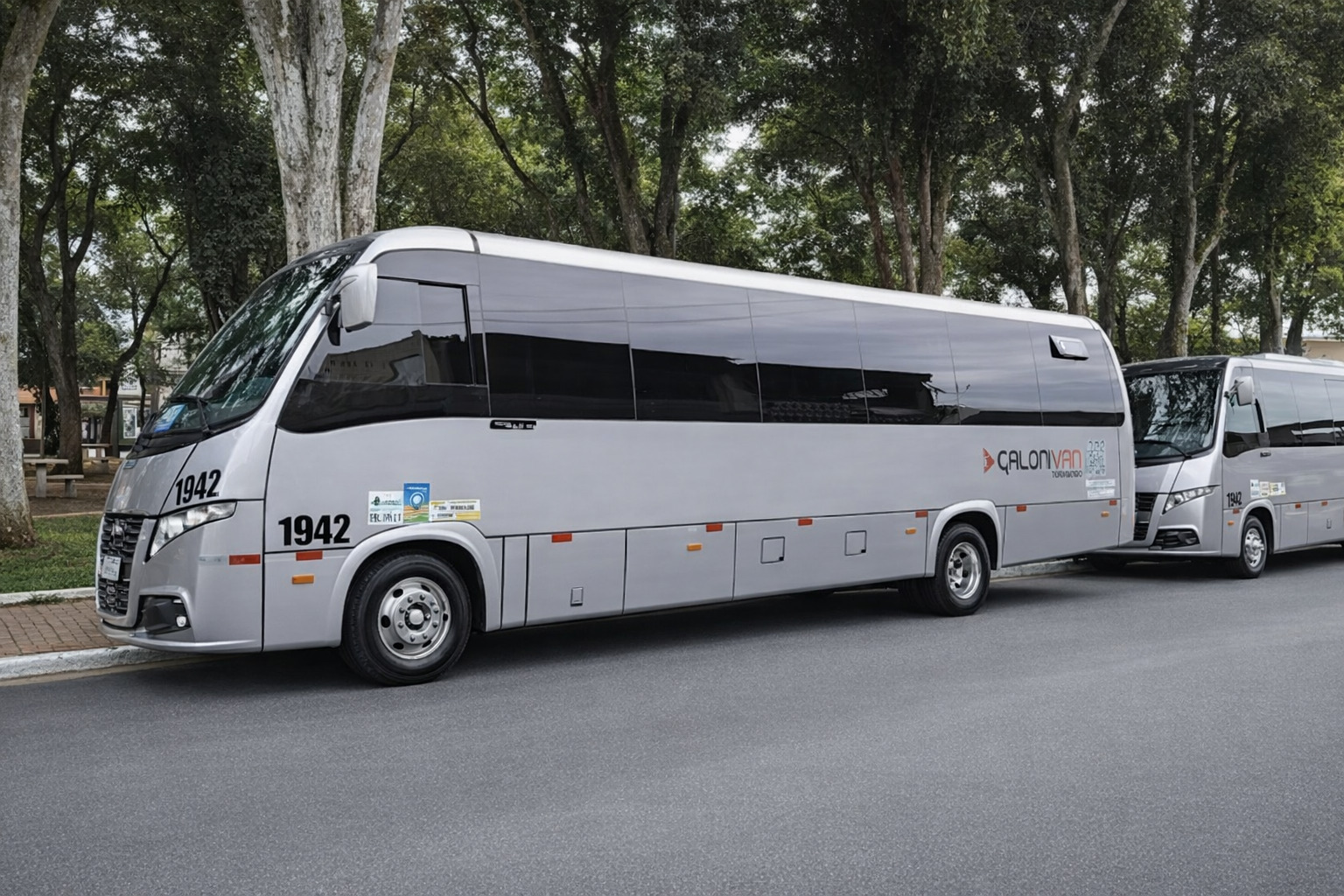 Frota de Micro-ônibus Galoni Van